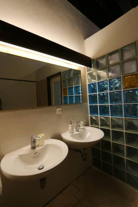 200qm Loft For Friends And Family - On The Spree! Appartamento