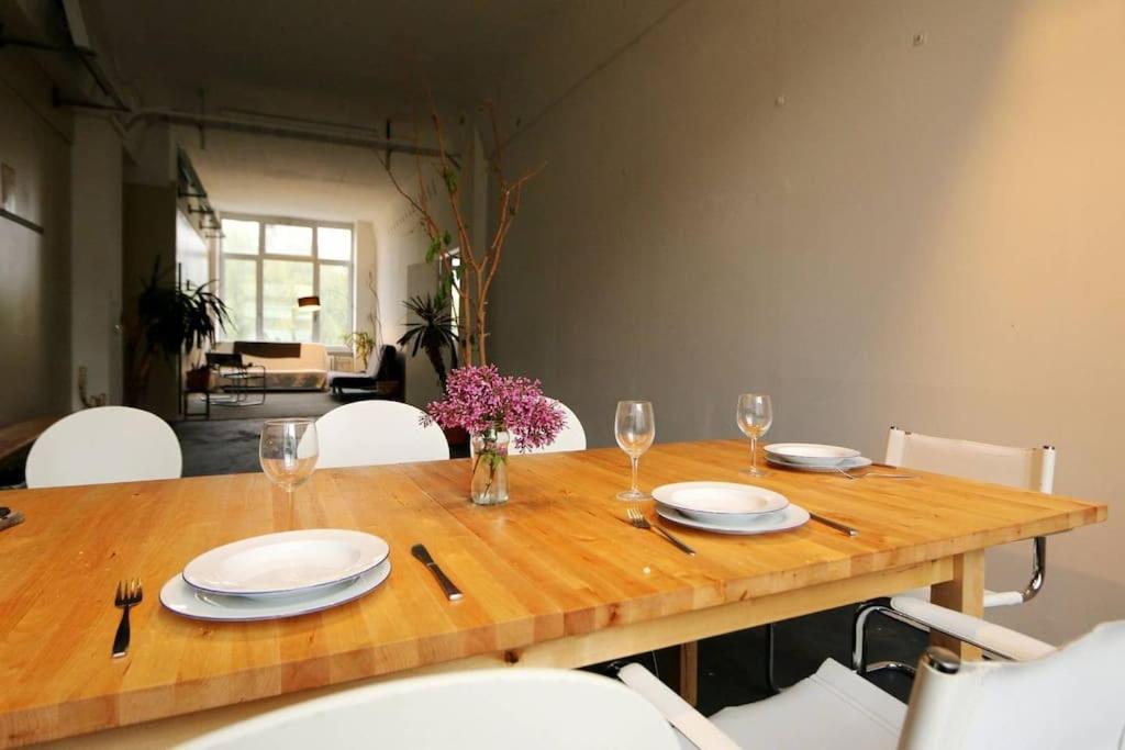 200qm Loft For Friends And Family - On The Spree! Berlino