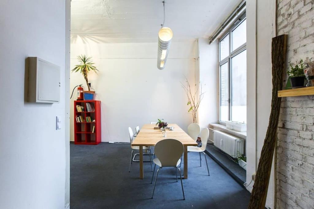 200qm Loft For Friends And Family - On The Spree! Appartamento