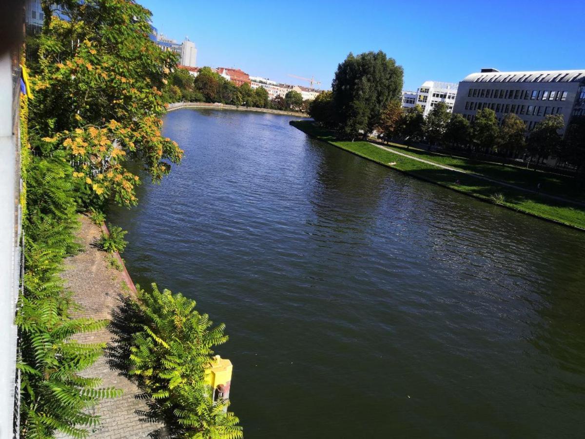 Appartamento 200qm Loft For Friends And Family - On The Spree! Berlino